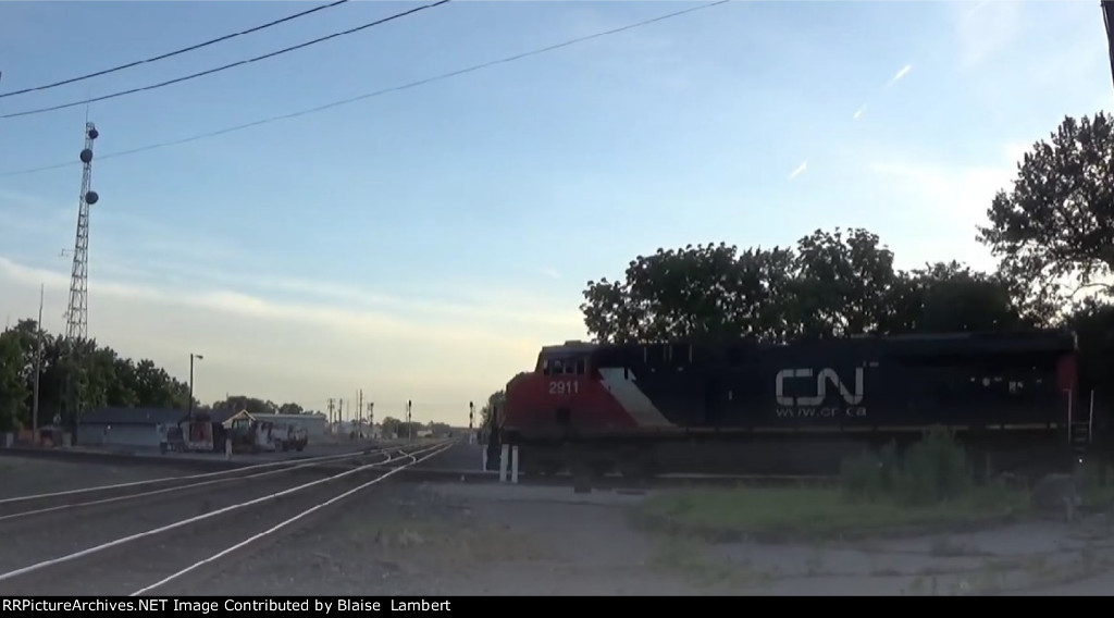 CN E271